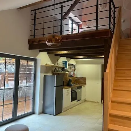 아파트 La Cle Des Champs - Le Cosy - Jaccuzi Prive 라브레세