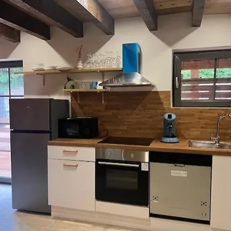 La Cle Des Champs - Le Cosy - Jaccuzi Prive Apartment