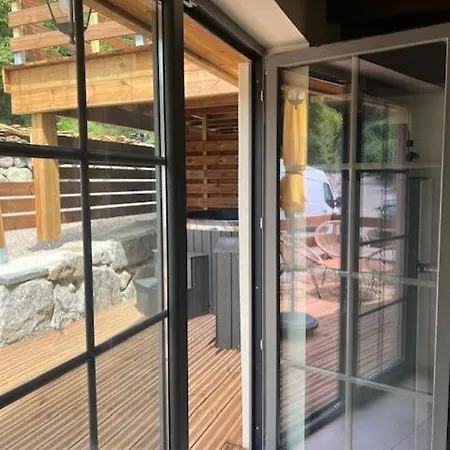 La Cle Des Champs - Le Cosy - Jaccuzi Prive Apartment